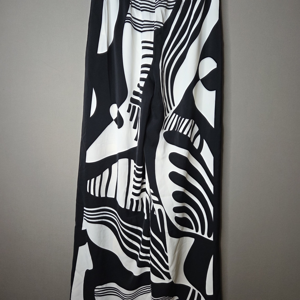 Black and White Women's Pants - Picture 6 of 7
